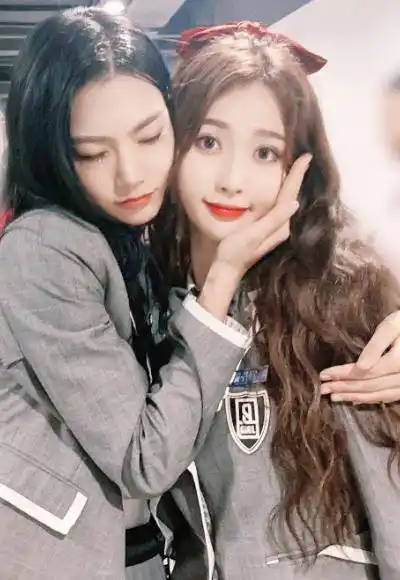 还在说虞书欣体型胖?