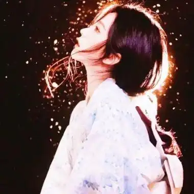 清纯美女侧面头像图片