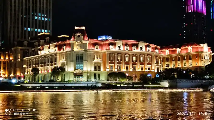 璀璨夺目的海河夜景