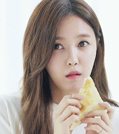 2009年7月,朴孝敏以t-ara成员的身份正式出道.