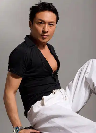 马景涛真奇葩,发文怒休娇妻,今58岁单身和两个儿子相依为命_弟弟_原因