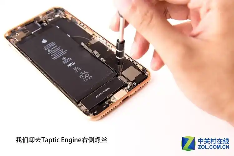 苹果iphone 8 plus(全网通)【高清图】77颗螺丝的艺术 133图拆解