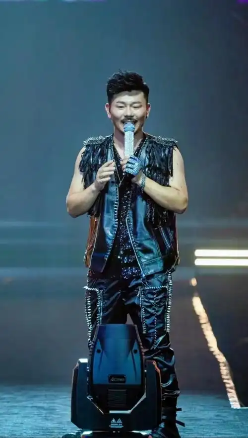 看见音乐计划 #灵魂歌手 @大欢 国庆中秋节来临之际,祝愿 - 抖音