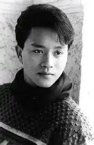 谁有张国荣好看的头像像这样黑白的中分头的只要是张国荣的就行