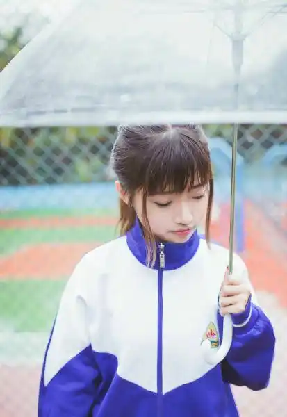 青春期少女校园学生校服写真照片,高中初中女生清纯照