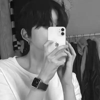 男头黑白真人头像高冷帅气图片_男生头像_头像屋