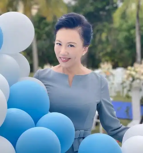 回顾国家一级演员马丽心疼酷妈嫁人后与丈夫将她当成宝