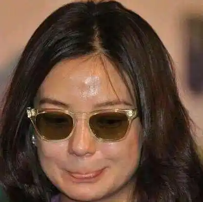 卸妆后的明星张馨予成路人赵薇黑成炭杨颖太老气又黑