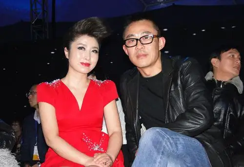 首届视界大赏颁奖盛典揭幕刘媛媛获公益音乐奖