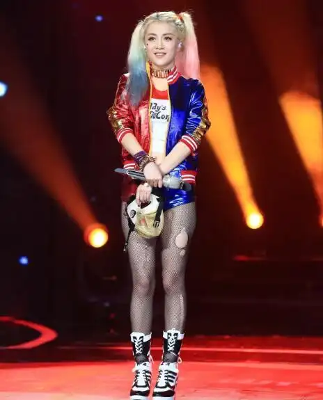 蒙面唱将猜猜猜暴走萝莉是谁