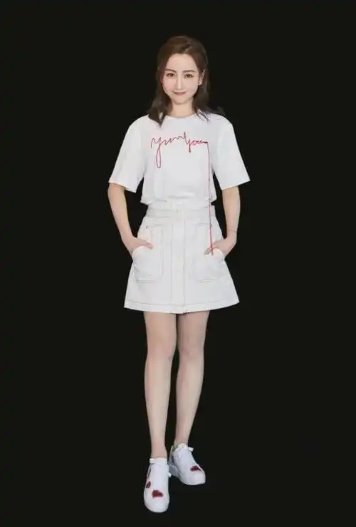 杨蓉的"丁字鞋"火了,看她穿上身的效果,秀出"小鸟腿"贼撩人|短裙|长腿