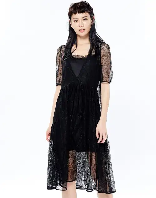 黑色时尚轻盈通透薄纱蕾丝性感v领连衣裙