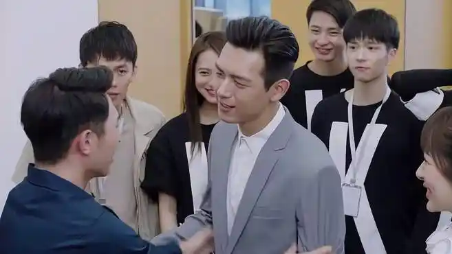 亲爱的热爱的:蓝莓老公超搞笑,哭着来见老韩,原因竟是太激动了-影视综