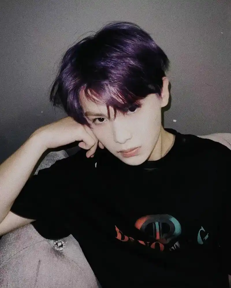 我昊紫发好绝好绝好绝#黄明昊justin #黄明昊紫发  - 抖音