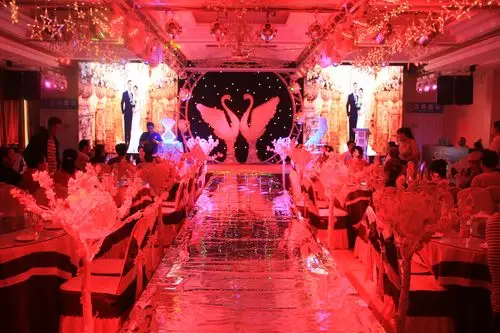 写美篇刘成龙李志华的婚礼于2018年8月18日10点58分在佳木斯迈典酒店