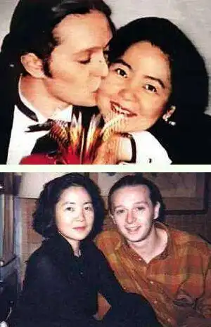 其实邓丽君从1991年认识保罗开始,她不但持续婉拒参与商业演出