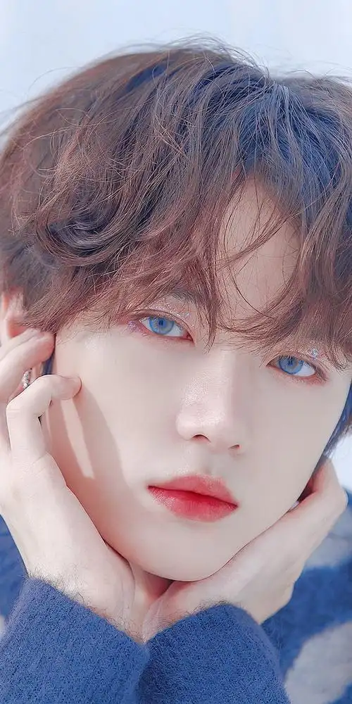 来点人分享分享长得漂亮的男爱豆照片