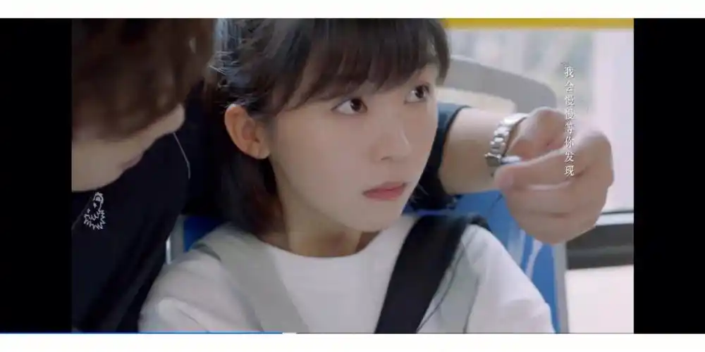 之前上线的很多剧我都没看过虽然《我凭本事单身》是之前的一部电视剧