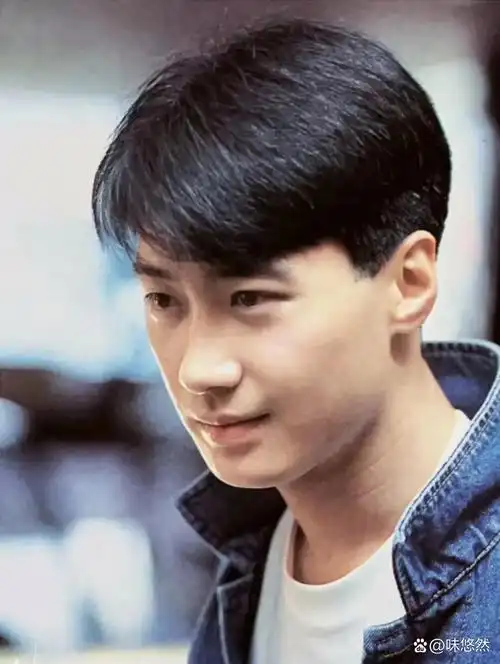 "足见黎明当年的影响力之大.风靡程度不局限于香港,而是整个亚洲.