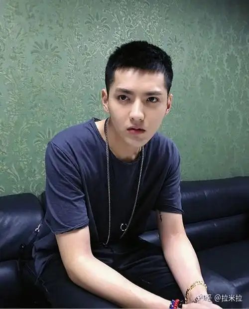 娱乐圈中九位最帅的寸头男明星有你喜欢的爱豆吗