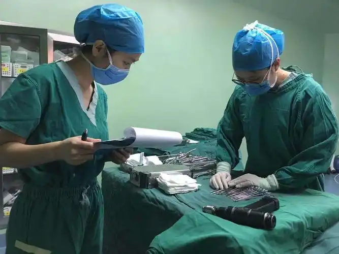 术前认真清点物品检查完整性