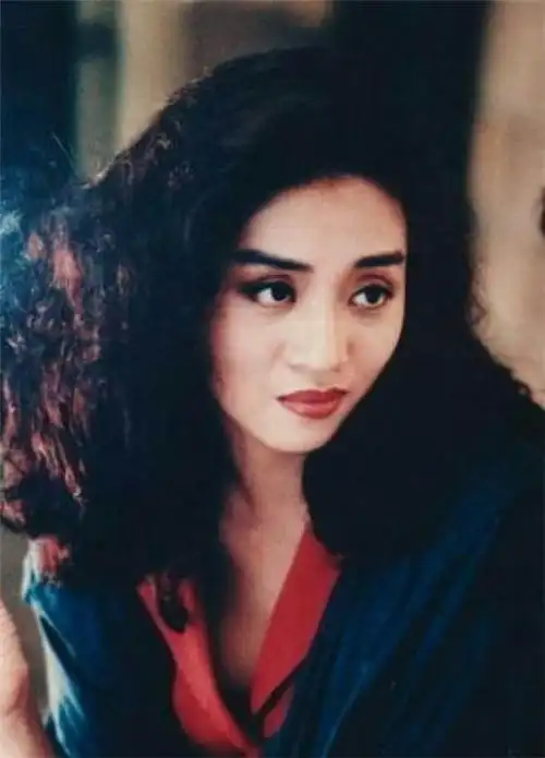 何加男(契父何冠昌所…中国女歌手 演员 慈善家等167cm梅艳芳(1963.