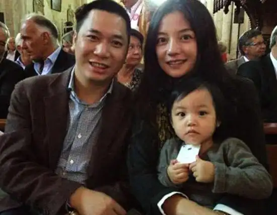 赵薇与老公黄有龙