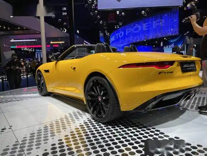 最喜欢的软顶敞篷跑车之一新款捷豹ftype成都车展上市