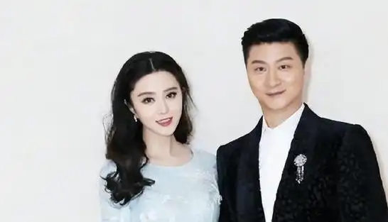 范冰冰72岁父亲参加网红婚礼,行为引发争议