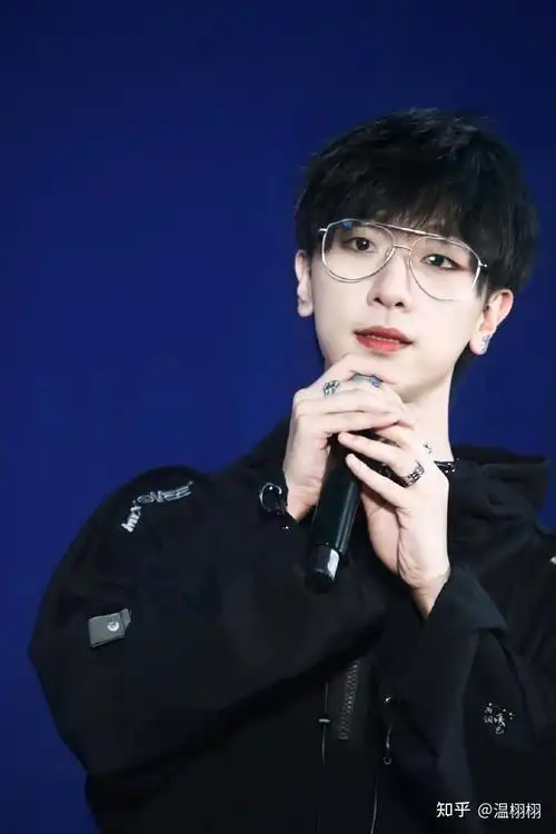 我对广播剧cv很感兴趣可是是一个新人有没有大大可以指引一下