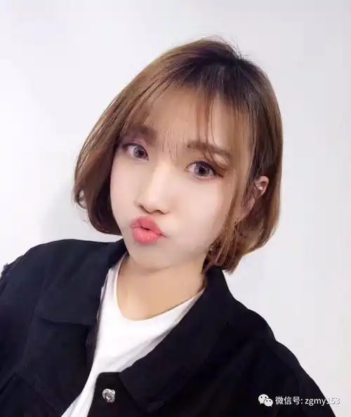 齐肩的学生头甜美迷人 最适合时尚的在校学生妹子了