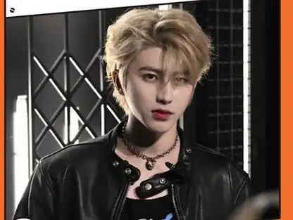 蔡徐坤黄头发_蔡徐坤黄头发黑西装_蔡徐坤黄头发三七分 - 抖音