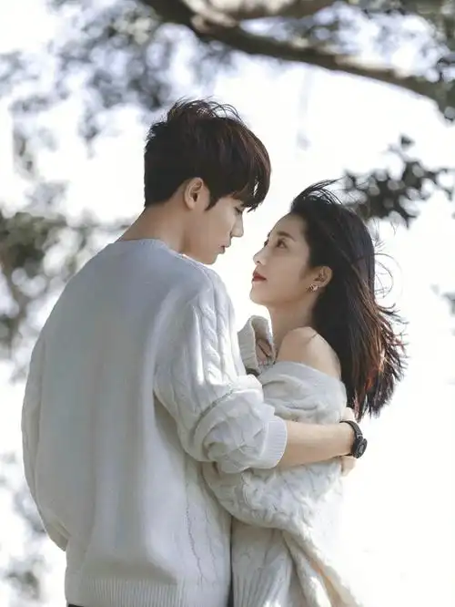 原来我很爱你林彦俊x万鹏壁纸