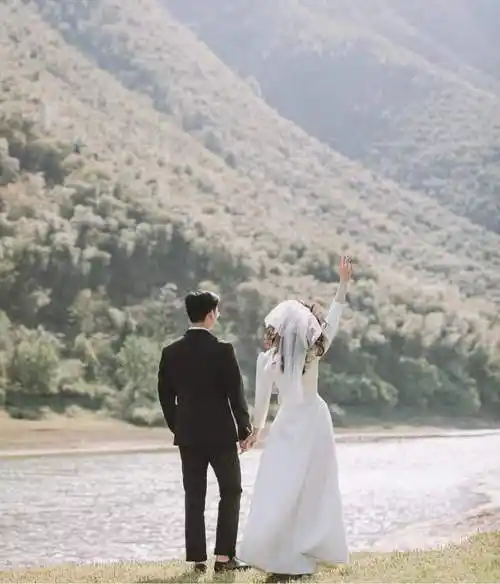 浪漫婚纱背景图片大全,唯美浪漫婚纱背影图片