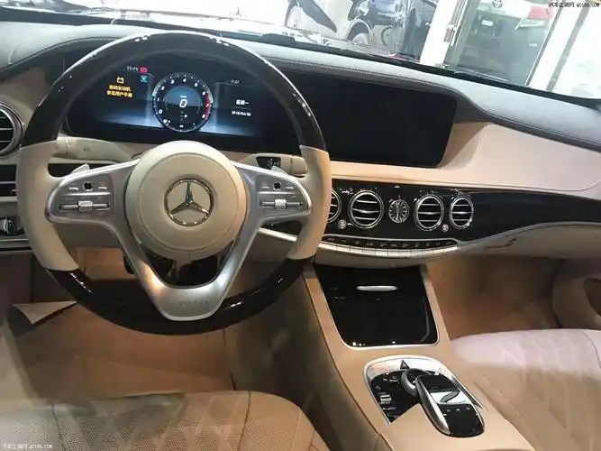 18款奔驰迈巴赫s450新车实拍参数配置介绍