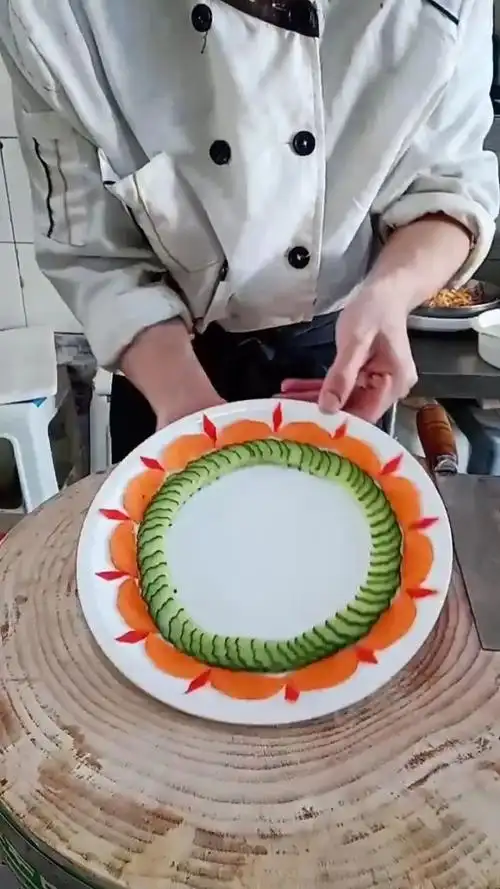 这是大酒店盘饰围边