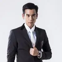 彭于晏西装高清头像 超帅穿西装彭于晏头像_微信头像图片大全