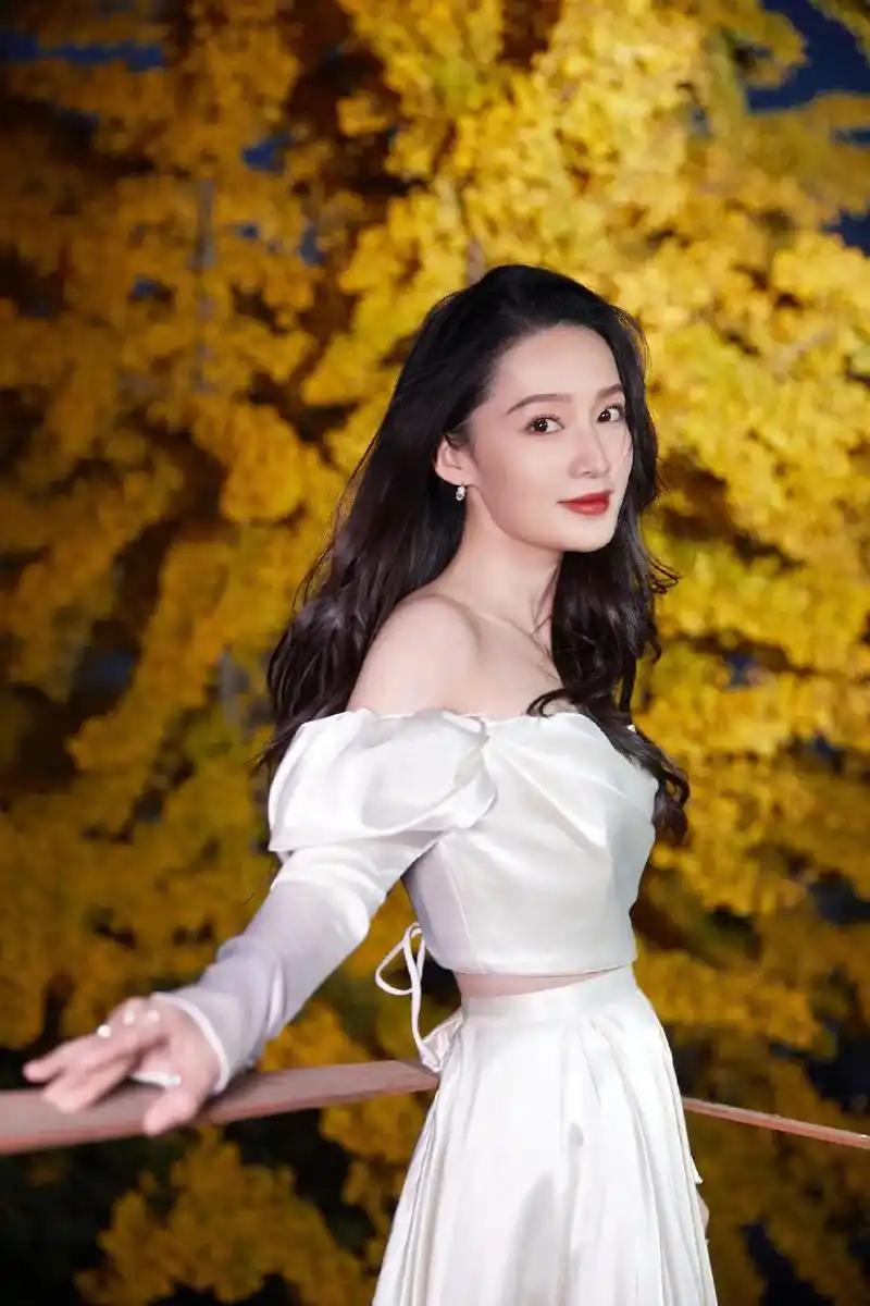 手机壁纸 #李沁 - 抖音