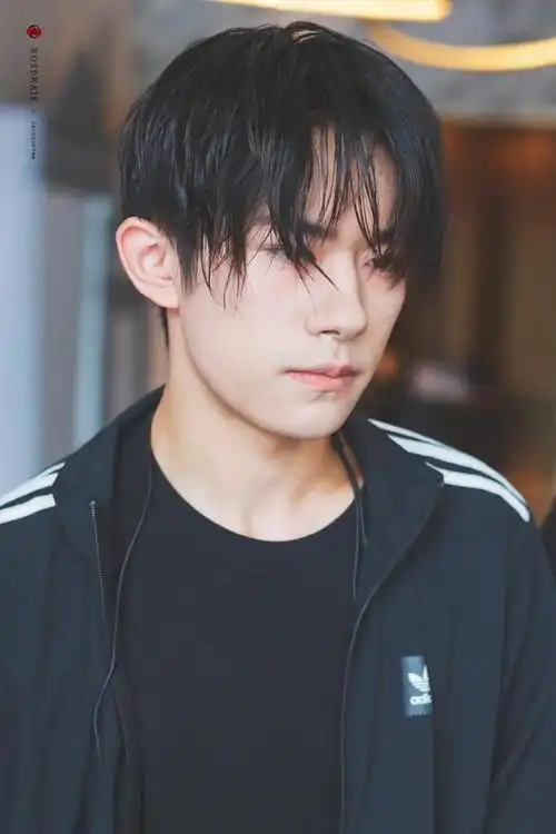 tfboys分享200705易烊千玺百变发型汇总合集轻松驾驭尽显各色魅力