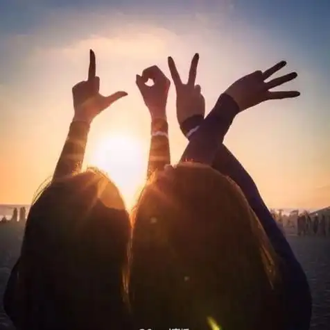 女生头像梦幻背影闺蜜头像 女生头像图片大全 -【爱个性】