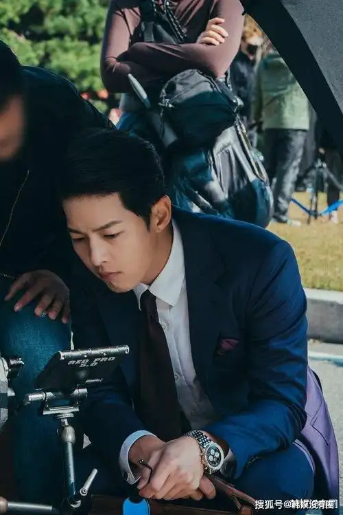 原创宋仲基文森佐剧照公开演技美貌人生角色全面更新