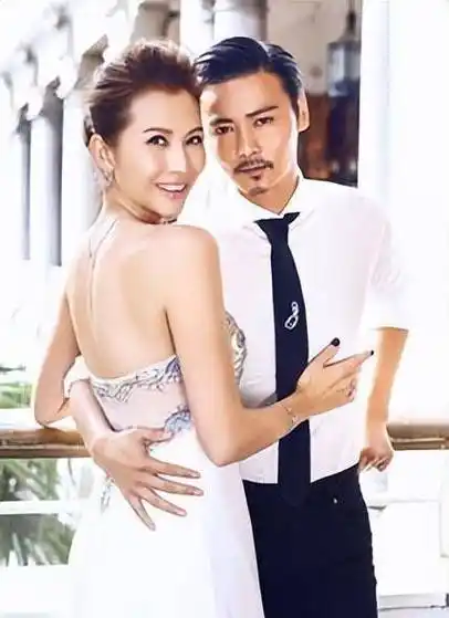 著名女星,替母还债被富豪圈养,今嫁给爱情甜蜜幸福_蔡少芬_母亲_张晋