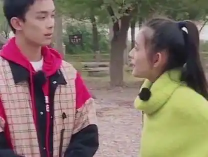 向全世界安利 磊依 青梅竹马有多甜|吴磊|蒋依依_新浪新闻