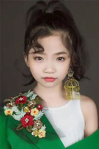 2019魅力童星少儿跨年晚会董凌洁担任形象大使,太娇俏了!美美哒!