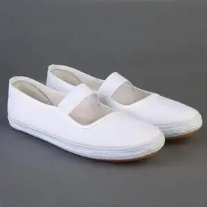 白色护士鞋春布鞋图片