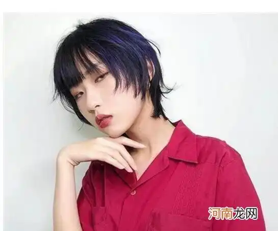 2020流行的女生姬式短发发型 绝对个性前卫