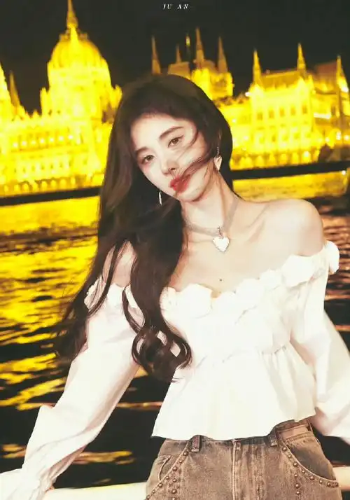 鞠婧祎照片#头像大户,小鞠的每张自拍都好看得不行,鞠式妆容yyds