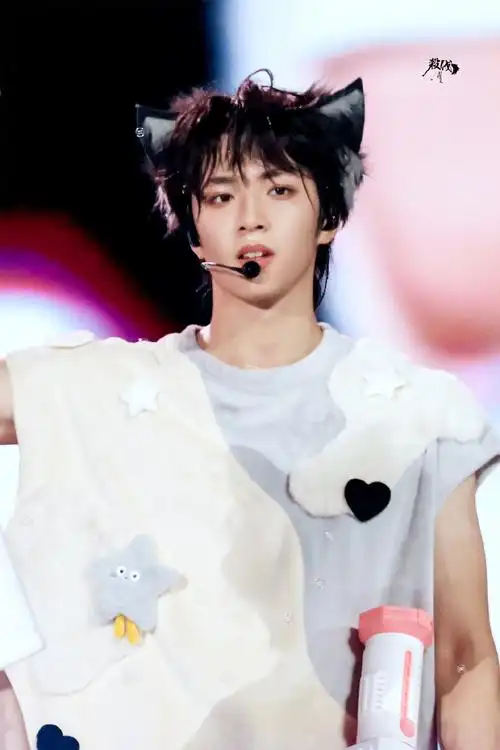 刘耀文 超绝少年气##刘耀文 目光磁石