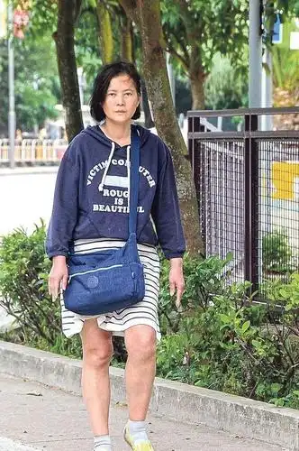 蓝洁瑛最后5年珍贵照片曝光,真实的生活状况一目了然,原来她不是疯