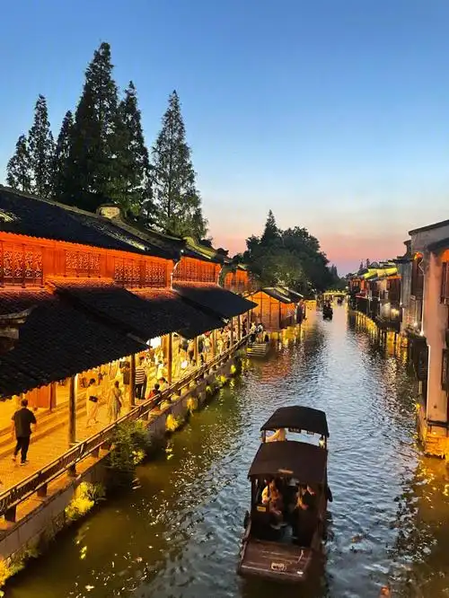 乌镇江南水乡夜景